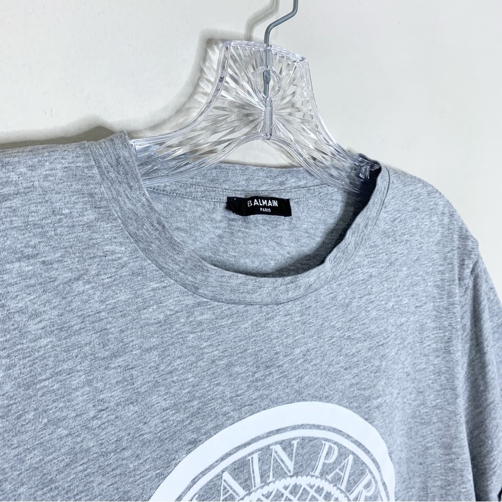 Balmain Flocked Coin Medallion Logo T-Shirt (Sz XL) Short Sleeve Tee Grey - Picture 4 of 16